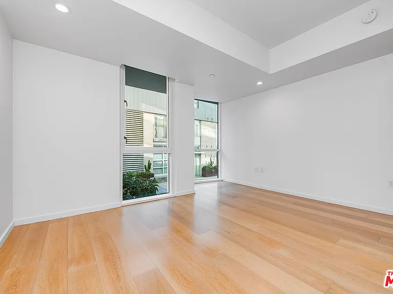 1705 Ocean Ave #107 — Photo 58