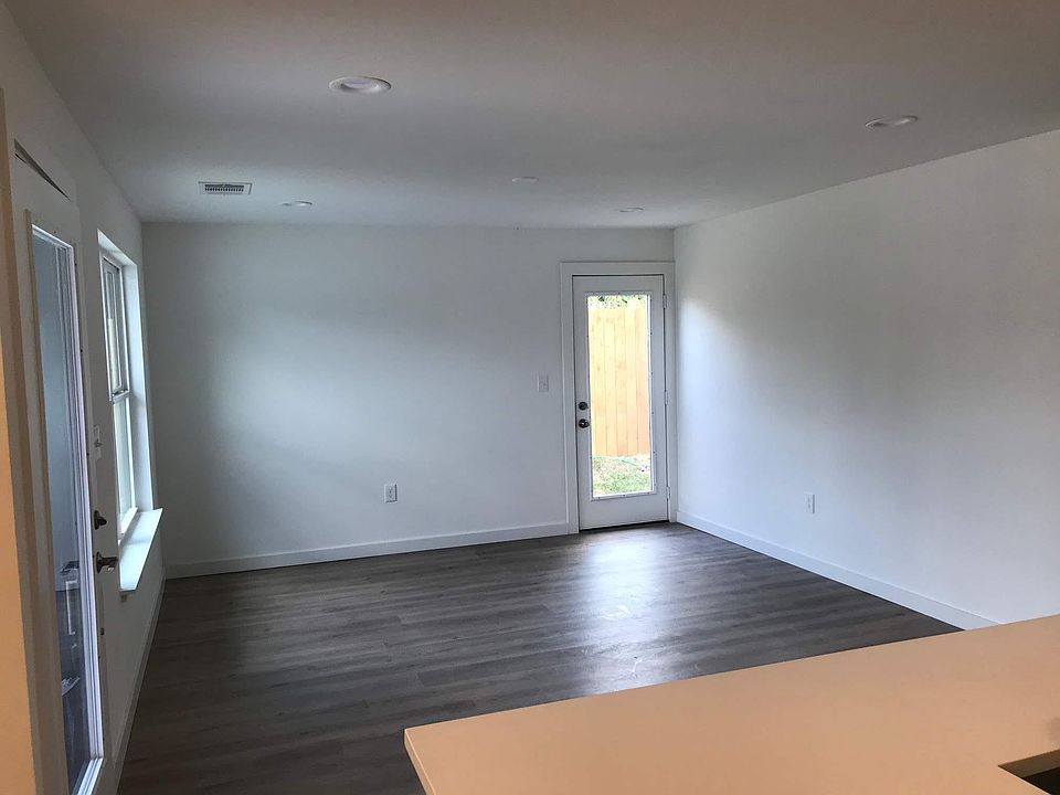 1st image of 6306 Arnold Dr #B