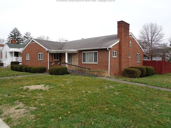 3rd image of 1400 Myers Ave