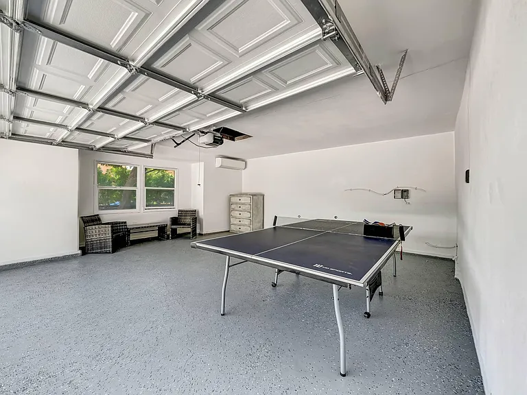 7715 Oakdale Ave — Photo 12