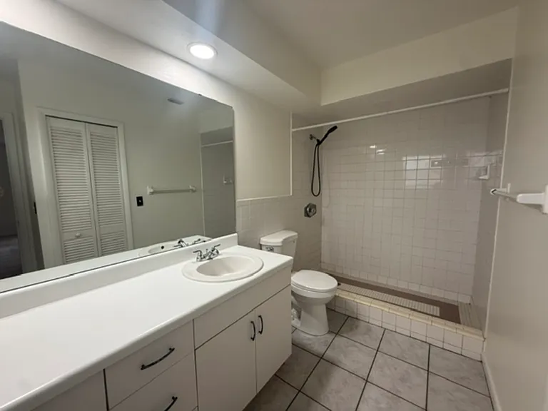 120 Sunset Dr — Photo 9