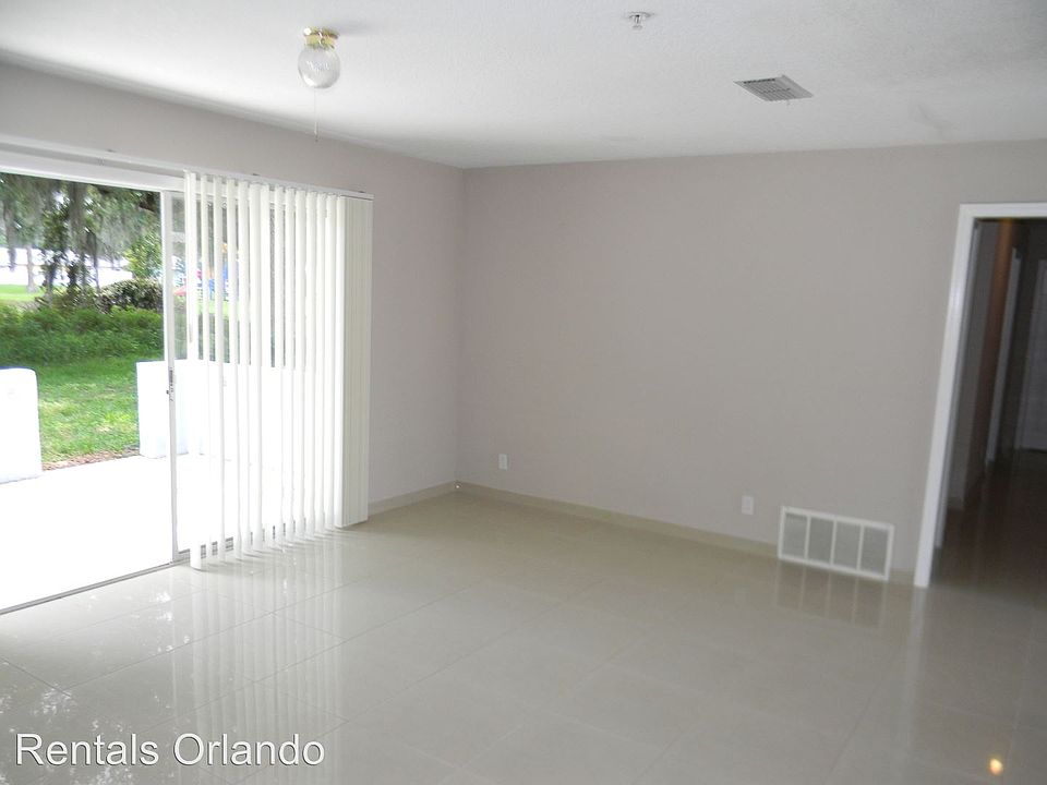 2nd image of 3100 Marsh Harbor Pl