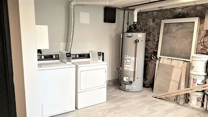Rented by The Hamilton Group | media 8