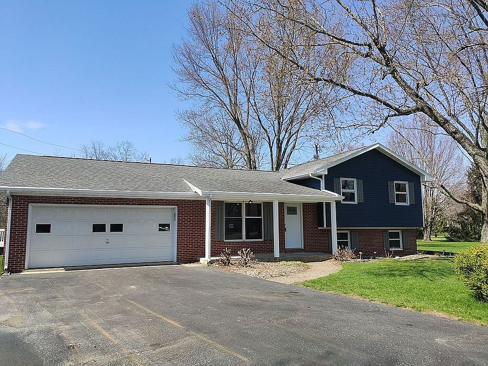 1st image of 1420 Rosewood Ct