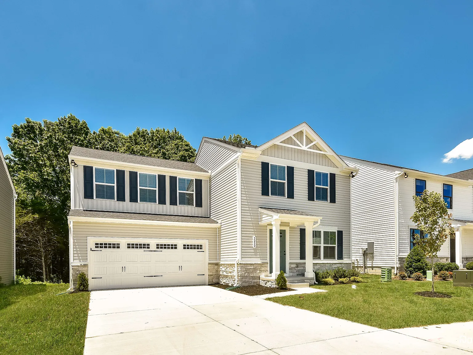 3 bed, 2.5 bath, 1440 sqft, $2,185 — Photo 3