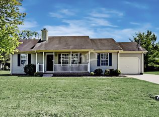 605 Hollandale Rd, La Vergne, TN 37086