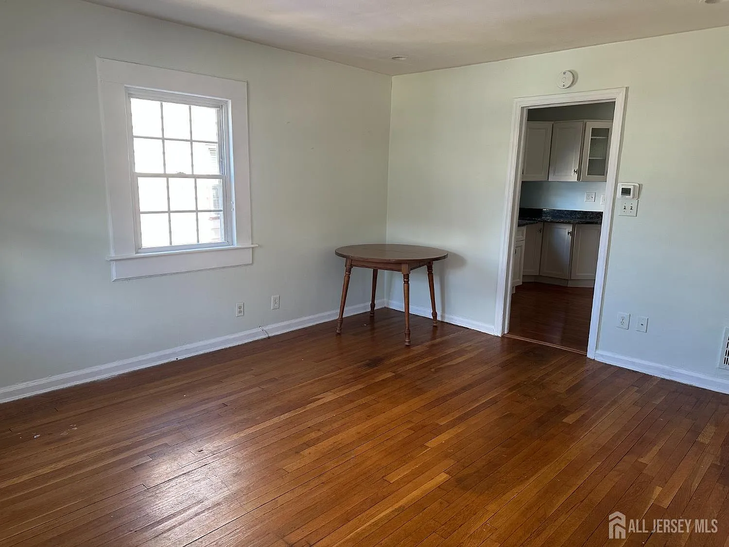 2 bed, 1.0 bath, $2,700 — Photo 2