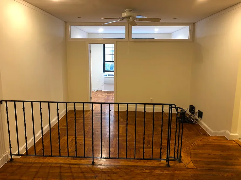 205 W 15th St #2GH — Photo 15