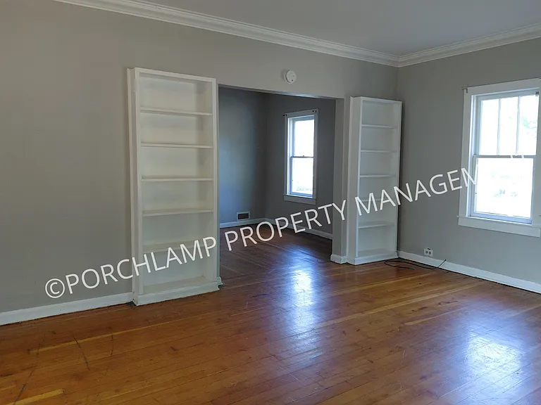 319 E Forest Ave #1 — Photo 5