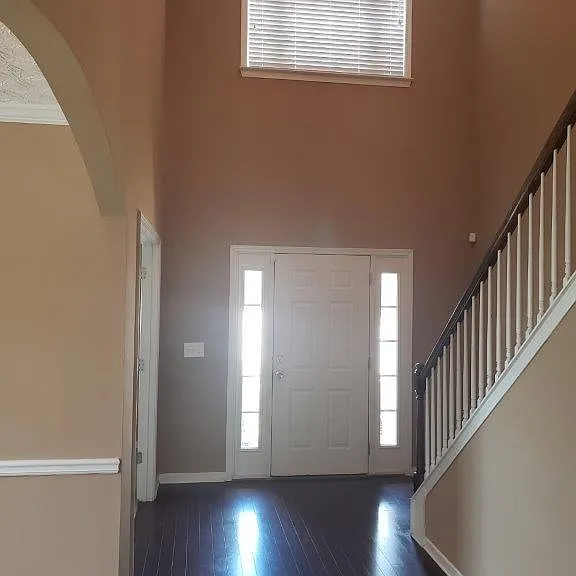 9001 Scottsdale Ct — Photo 3