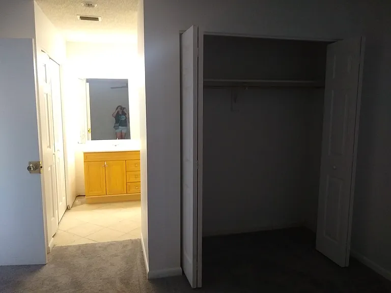 2043 Woodbriar Loop S — Photo 11