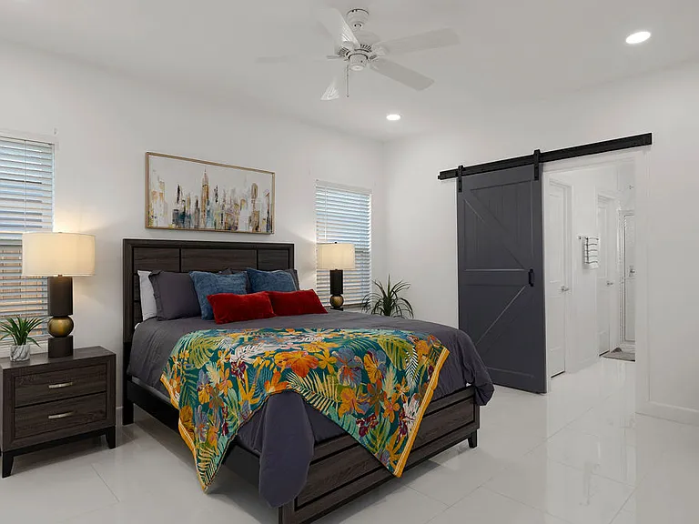 6001 N Playa Del Sol St — Photo 16