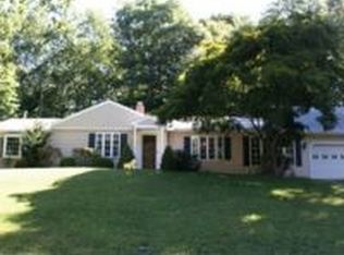 7 Shadow Ln, Norwalk, CT 06851