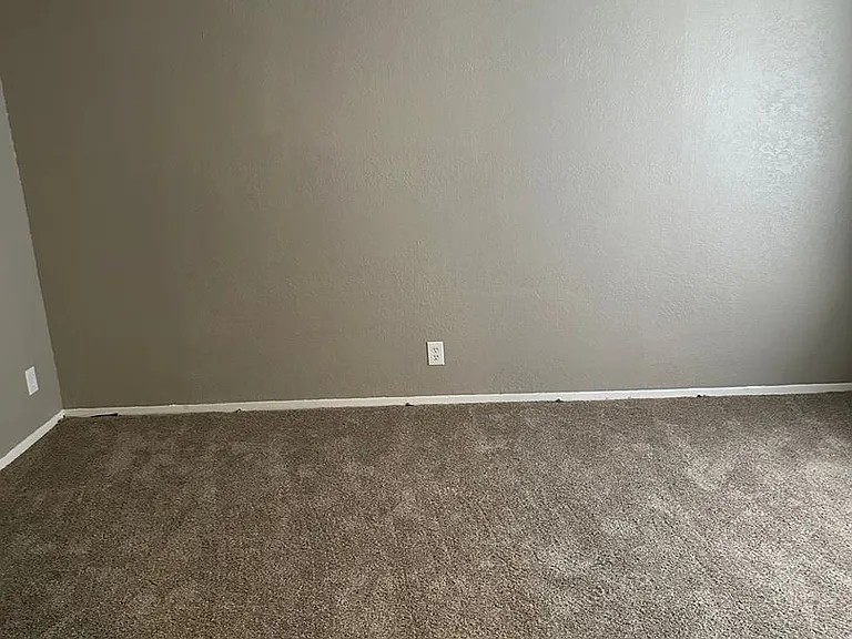 The Lewiston Apartments — Photo 19