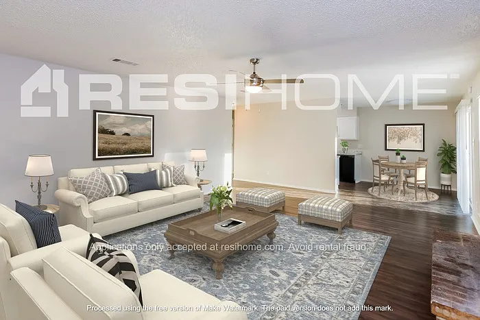 1305 Duvall Dr — Photo 4