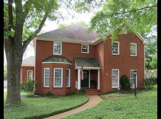 81 N Crownpointe Dr, Jackson, MS 39211