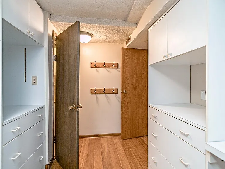 4010 Teri Ln — Photo 29