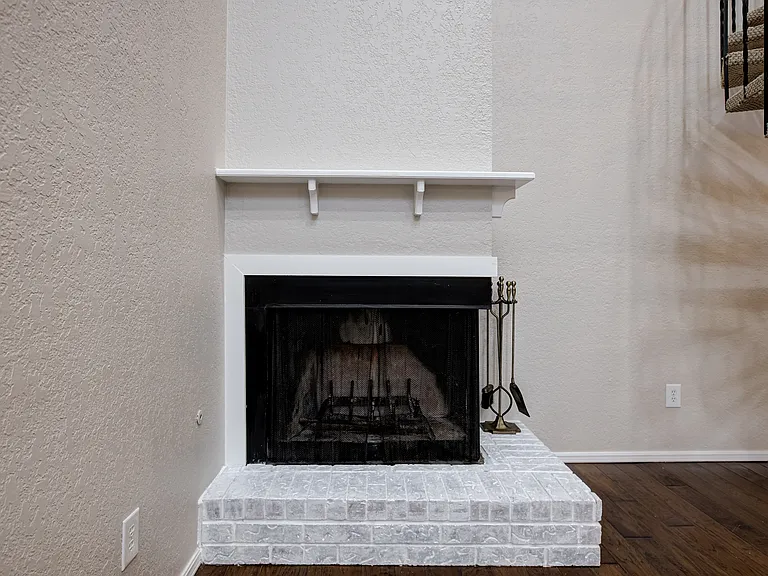 405 Sundance Ln — Photo 11