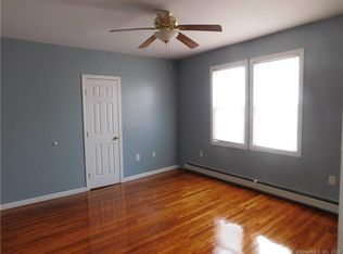 220 Ridgefield Ave #1, Bridgeport, CT 06610