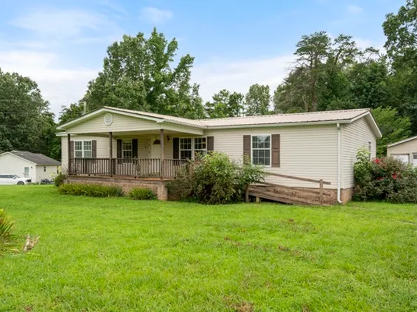 301 Shirley Bates Dr, Clifton, TN 38425