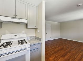 ROCKINGHAM APARTMENTS, Rancho Cordova, CA 95670