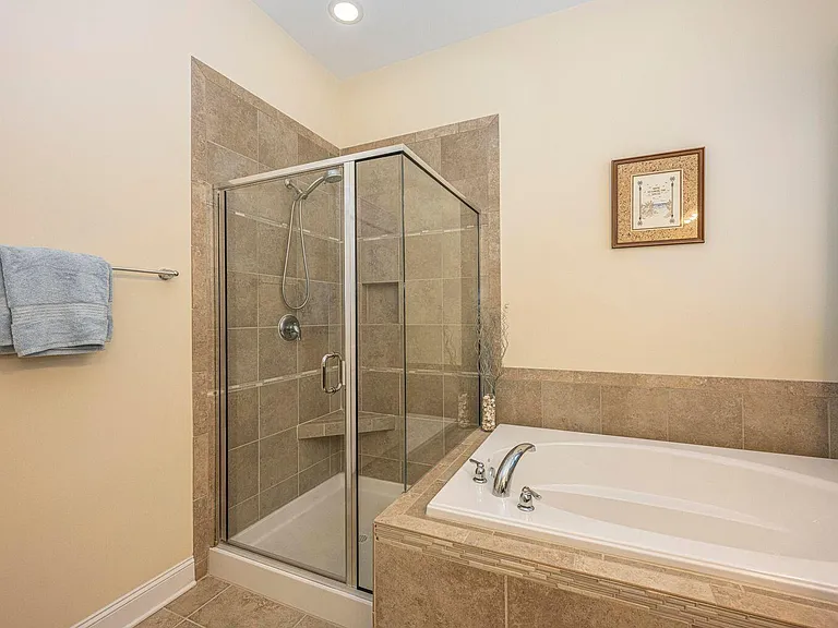 3695 Spindrift Dr — Photo 18