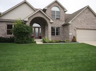 6067 Boulder Ct, Columbus, IN