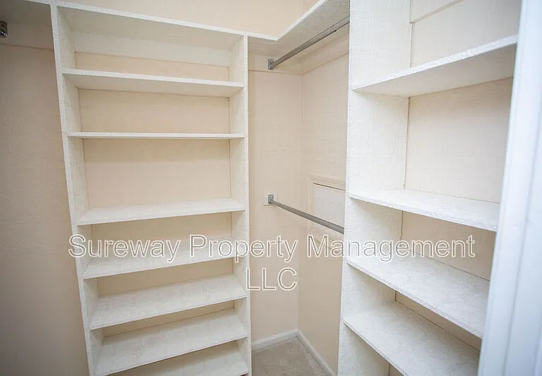 528B Willow Turn — Photo 31