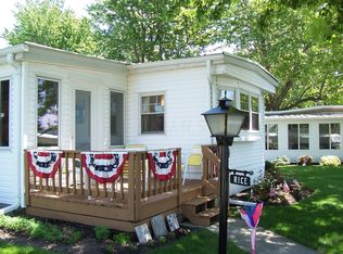 7 Beatleys Holiday Hbr, Russells Pt, OH 43348