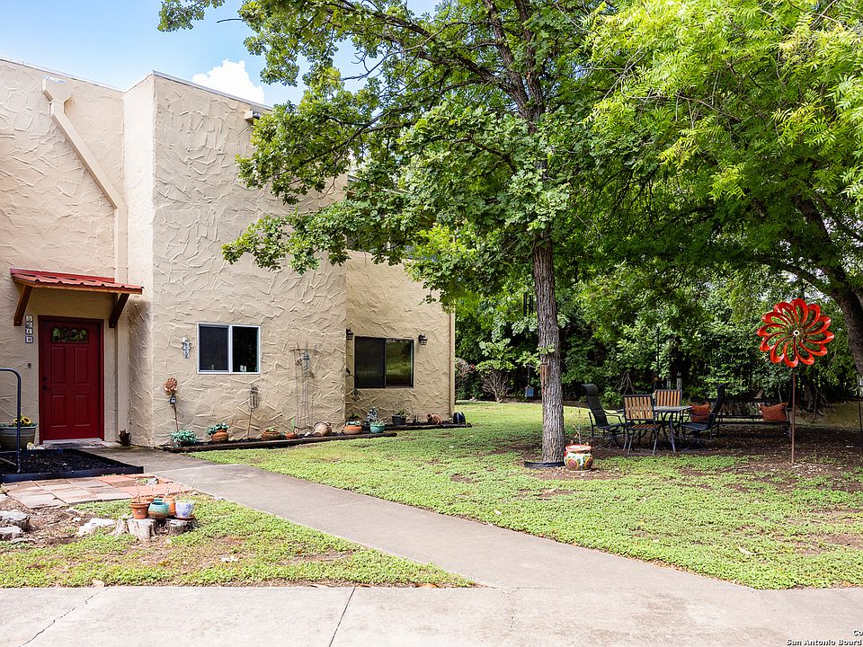 1st image of 521-B SAND BEND DR #B