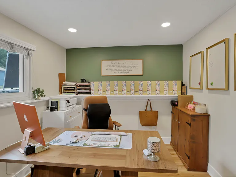 548 Theori Ave — Photo 43