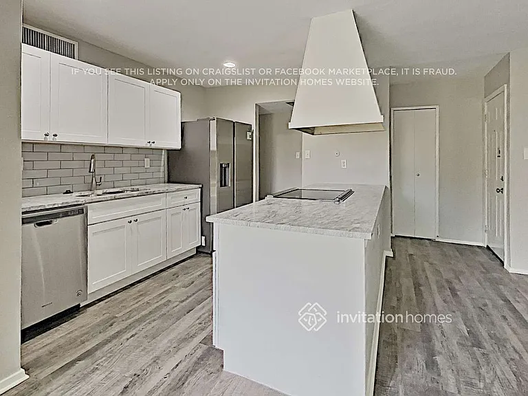 10214 Deer Hollow Dr — Photo 7