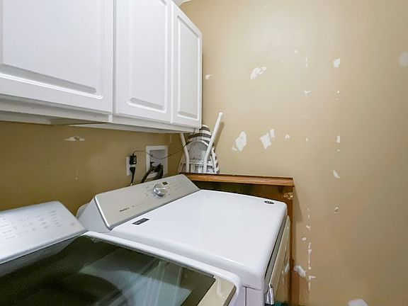 5th image of 257 Huron Rd