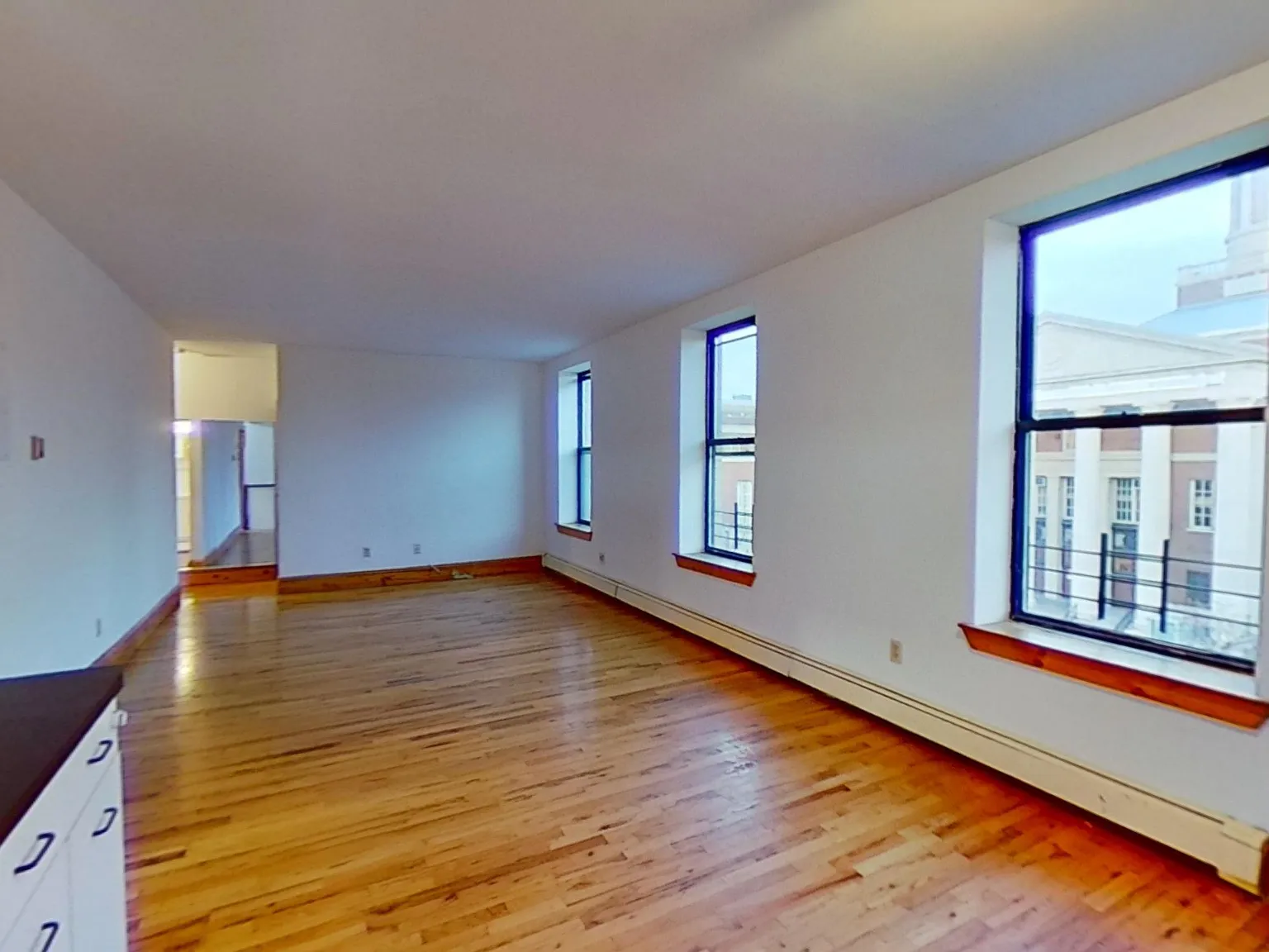 279 Pleasant Avenue — Photo 4