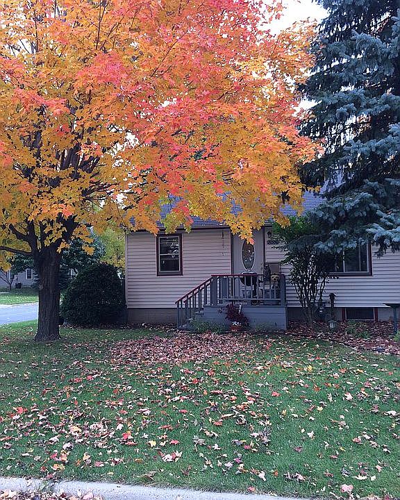 2nd image of 20950 Holt Ave