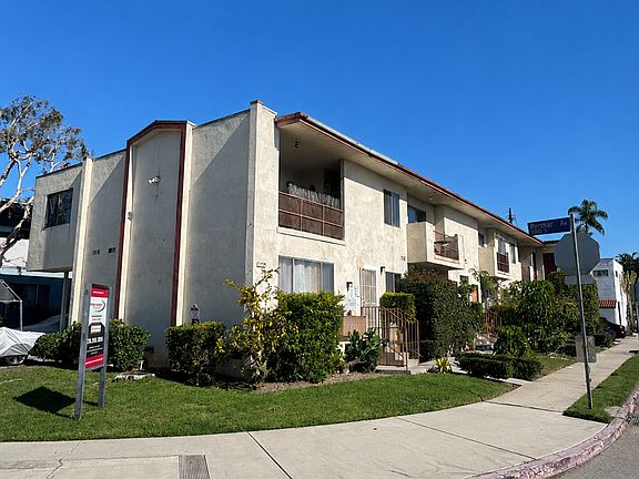 2nd image of 1205 Victoria Ave APT 6