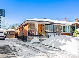 66 Vanguard Dr, Toronto, ON M9B5E6