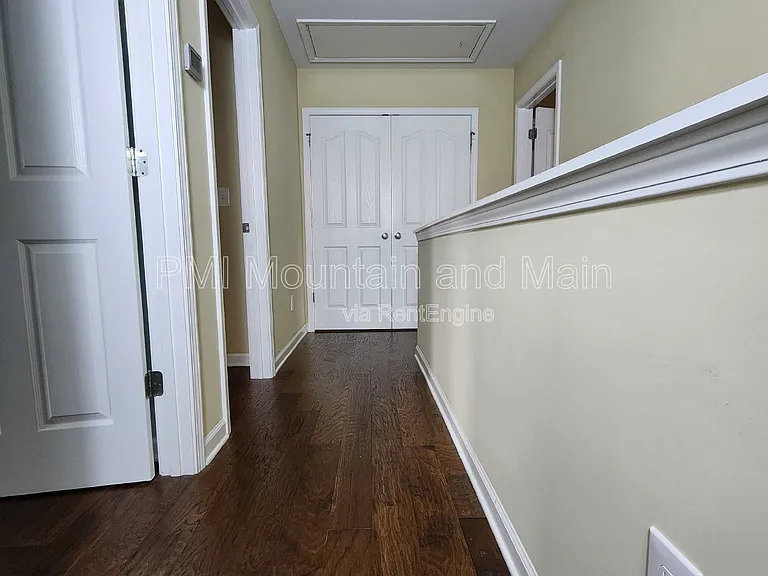 19 Barnett Shoals Dr — Photo 12