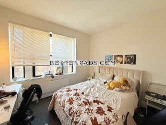 1st image of 829 Beacon St APT 3
