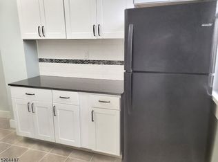 25 Windsor Ave FLOOR 1, Vauxhall, NJ 07088