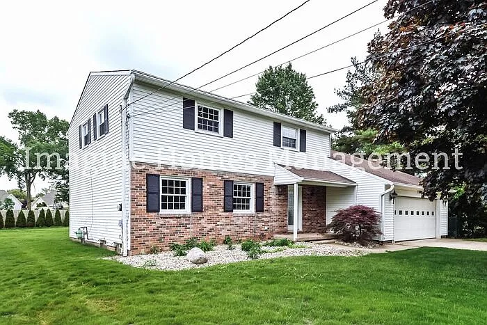2351 Columbia Rd
