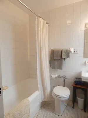 Rented by Rachel Realty | media 18