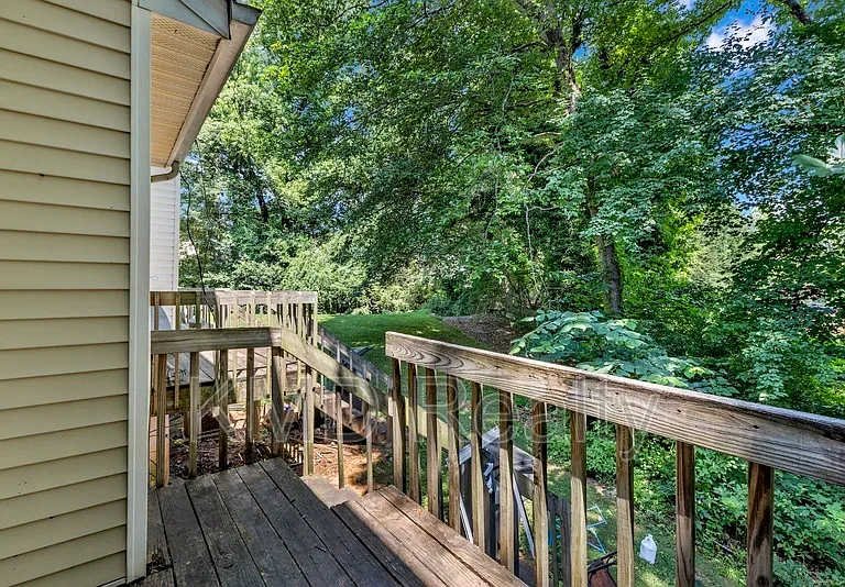 6315 Windsor Gate Ln — Photo 25