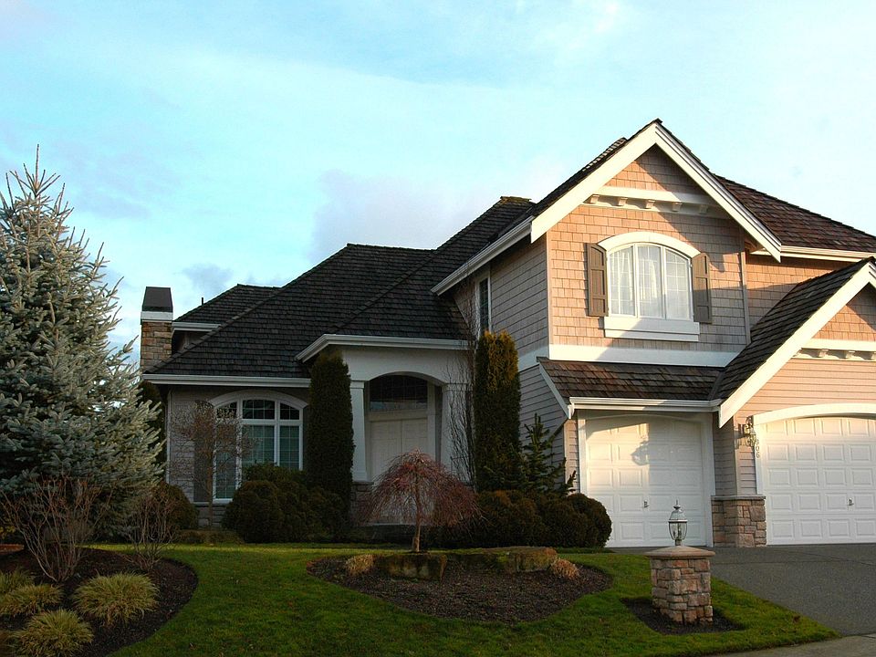 1st image of 906 270th Pl SE
