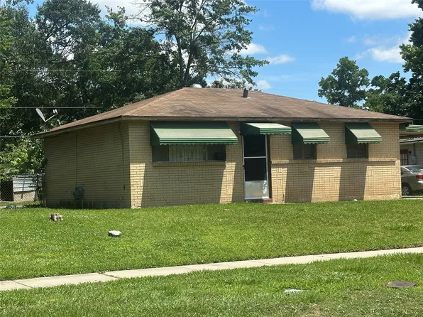 4821 Westwood Park Dr, Shreveport, LA 71109