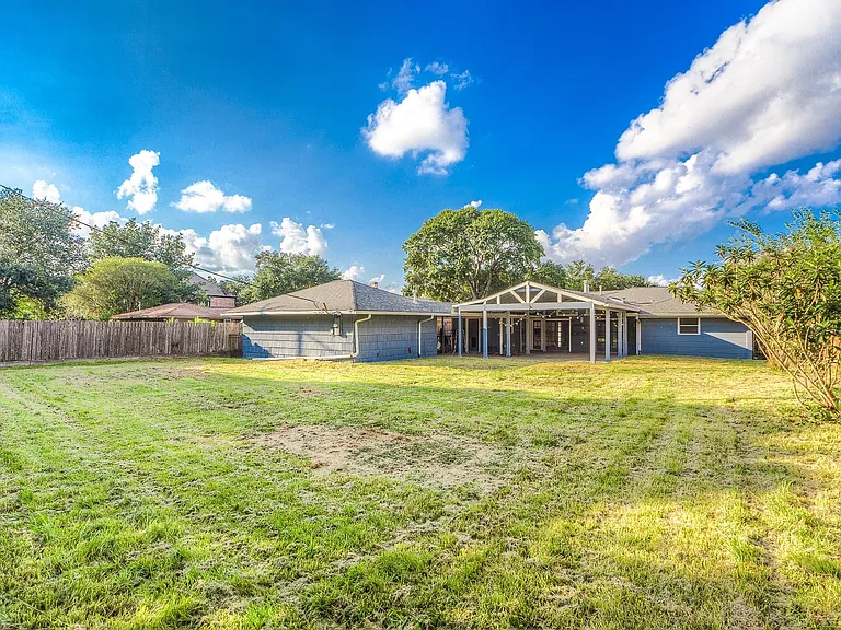 3627 Tartan Ln — Photo 27