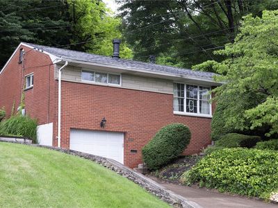3178 Woodridge Dr, Pittsburgh, PA, 15227