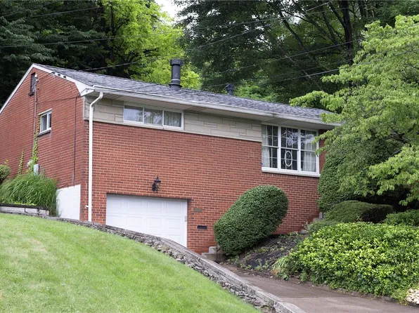 3178 Woodridge Dr, Pittsburgh, PA 15227