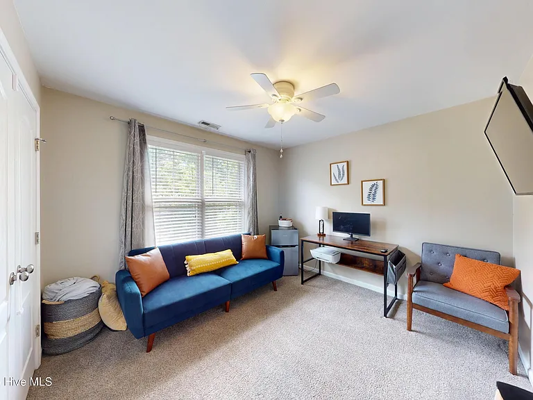 345 Shepherd Trl — Photo 24