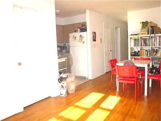 Rented by Dream Space Realty | media 20